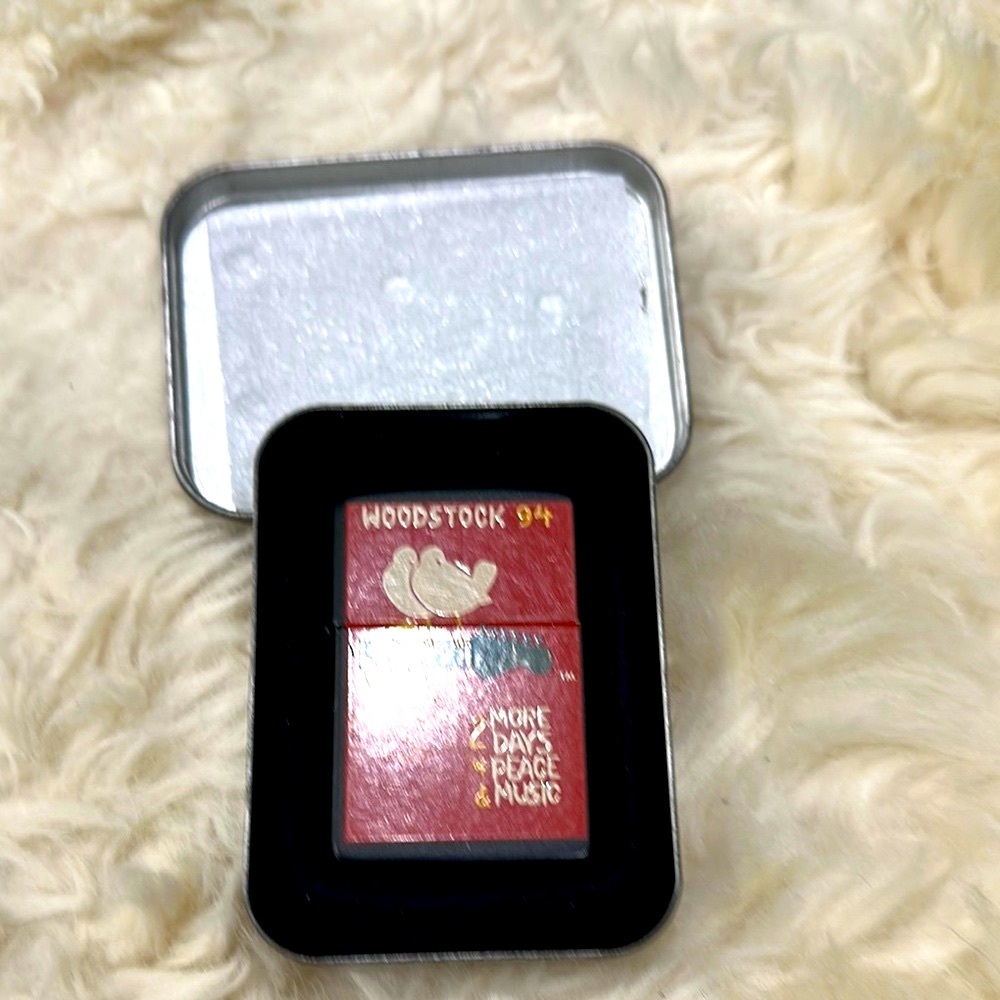Vintage Zippo Woodstock 94 Red Lighter